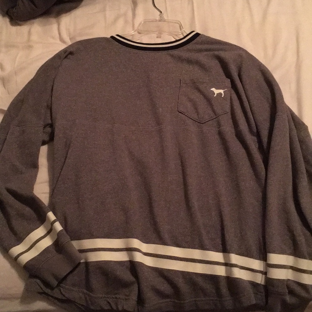 VS grey and white sweatshirt medium